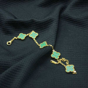Vibrant Green Stone Clover Charm Bracelet - rangeeen.pk
